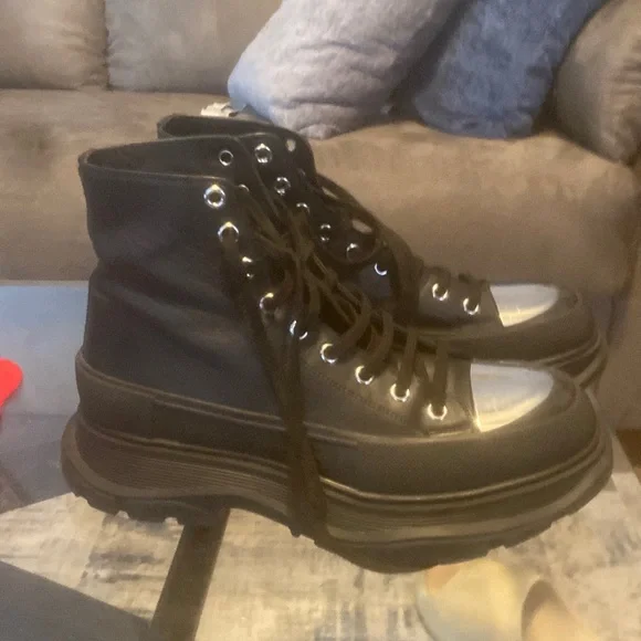 Alexander McQueen | Shoes | Alexander Mcqueen Mirror Toe Cap  display picture 3